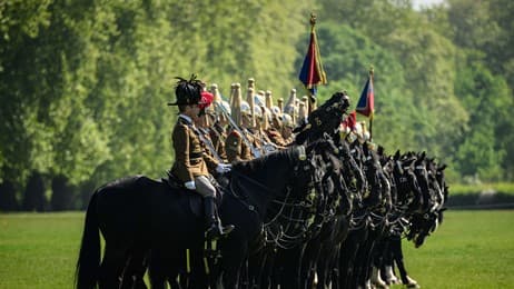 Marching to the royal beat thumbnail