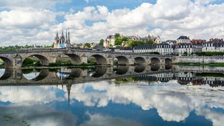 Reflets d’histoire en bord de Loire thumbnail