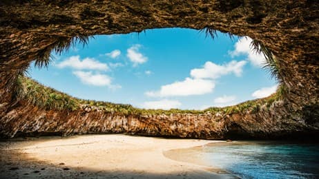 メキシコの秘境の砂浜 thumbnail