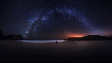 黑夜里的“彩虹” thumbnail